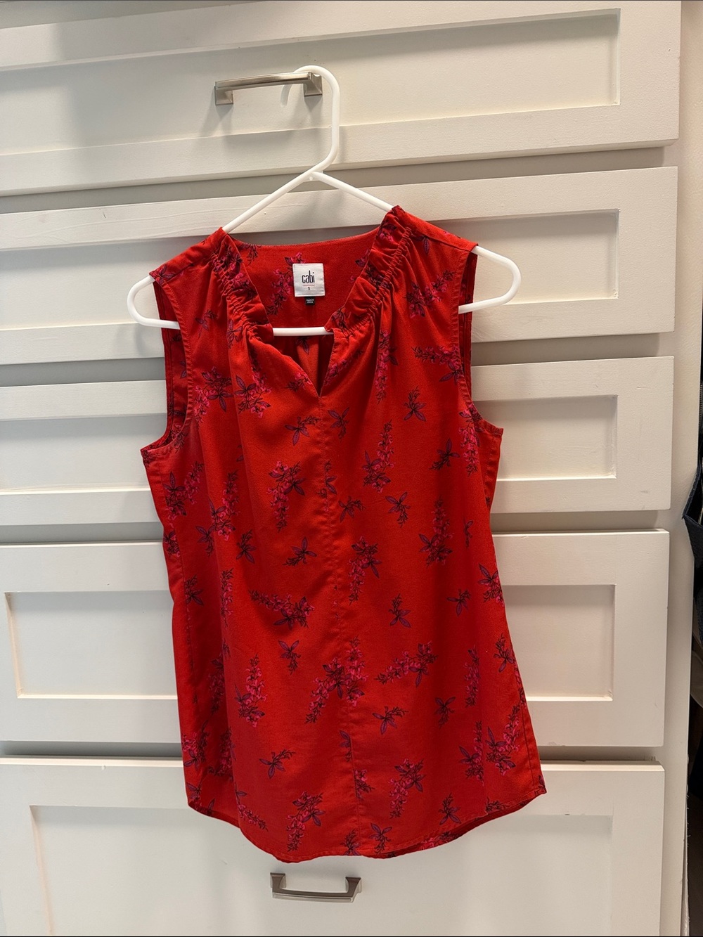 CAbi Red Floral Sleeveless Keyhole Tank